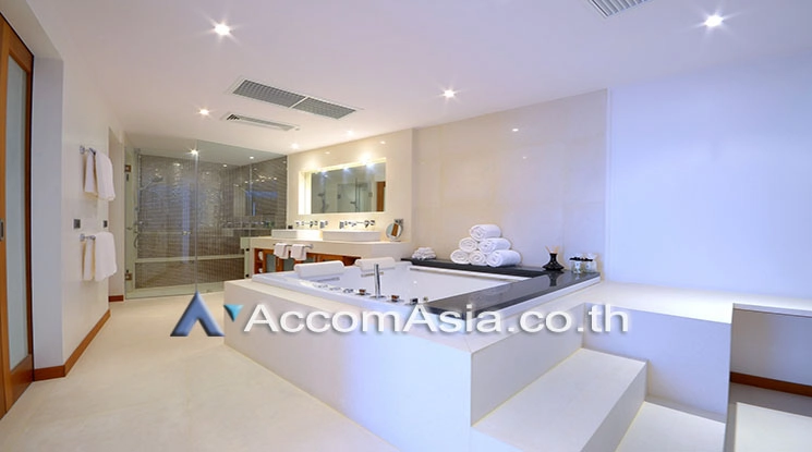 8  2 br Condominium for rent and sale in Charoen Nakhon ,Bangkok BTS Krung Thon Buri at Supakarn Condominium AA14996