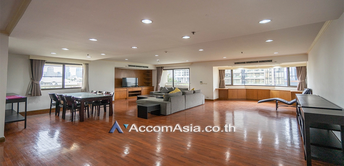 unit 3 Bedrooms  Condominium For Rent in Sukhumvit, Bangkok  near BTS Phrom Phong (AA15008)
