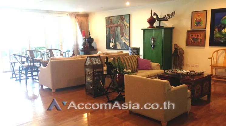 Huge Terrace, Penthouse |  4 Bedrooms  Apartment For Rent in Sukhumvit, Bangkok  near BTS Phrom Phong (AA15023)