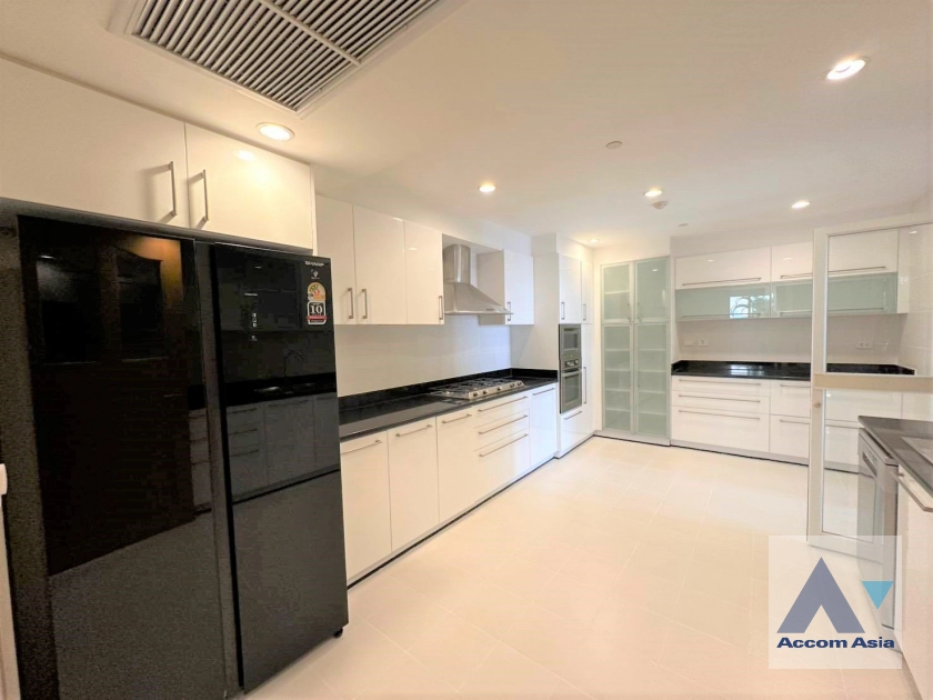 10  4 br Apartment for rent and sale in Sukhumvit ,Bangkok BTS Phrom Phong at Apartment with Top Facilities, Close to Emshere AA15023