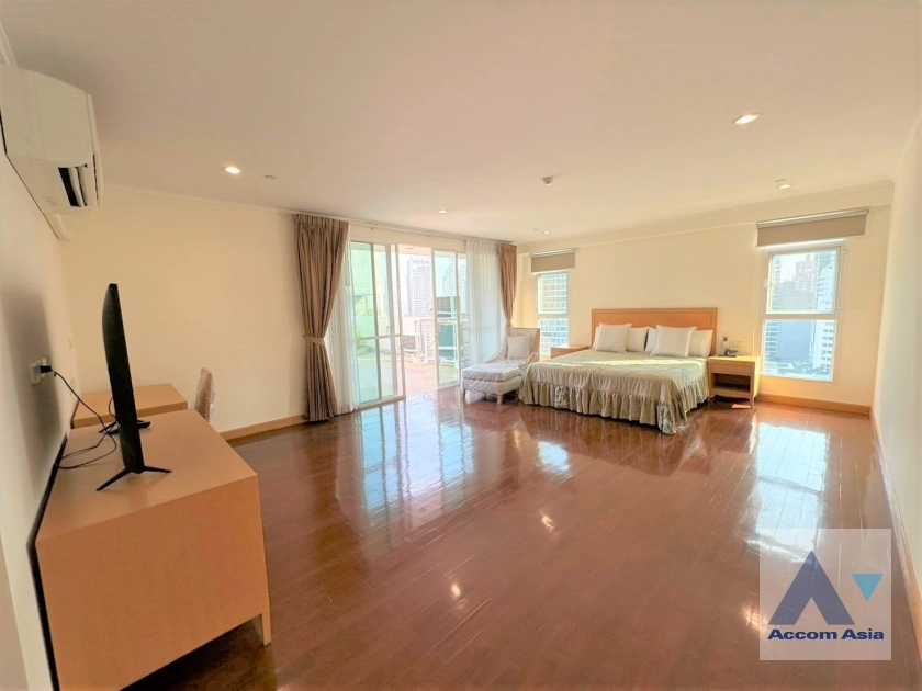 14  4 br Apartment for rent and sale in Sukhumvit ,Bangkok BTS Phrom Phong at Apartment with Top Facilities, Close to Emshere AA15023