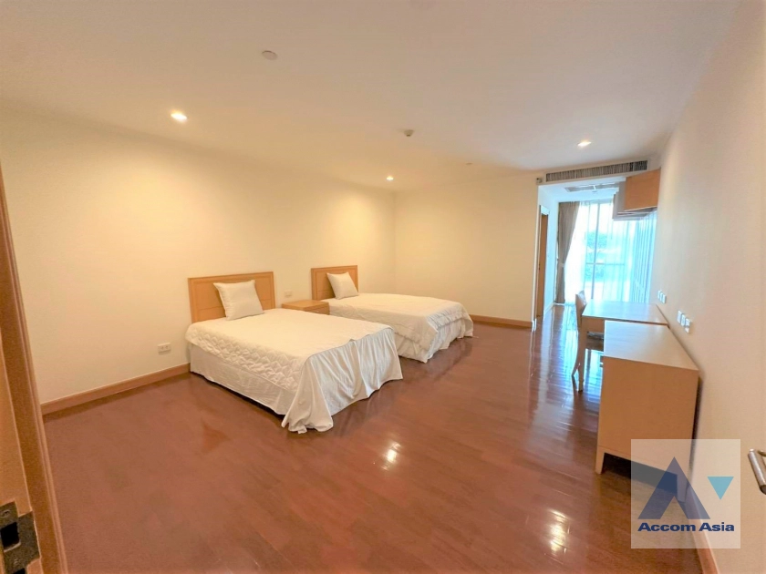 16  4 br Apartment for rent and sale in Sukhumvit ,Bangkok BTS Phrom Phong at Apartment with Top Facilities, Close to Emshere AA15023