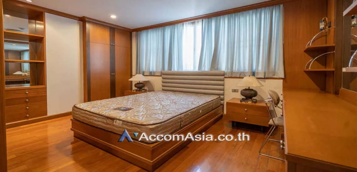 5  2 br Apartment For Rent in Sathorn ,Bangkok BTS Chong Nonsi at Classic Contemporary Style AA15092
