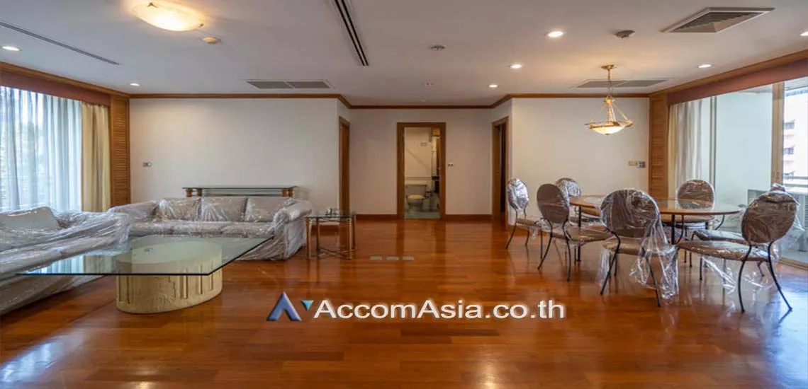 Pet friendly |  2 Bedrooms  Apartment For Rent in Sathorn, Bangkok  near BTS Chong Nonsi (AA15092)