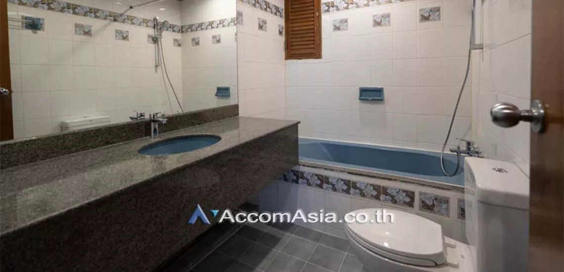7  2 br Apartment For Rent in Sathorn ,Bangkok BTS Chong Nonsi at Classic Contemporary Style AA15092
