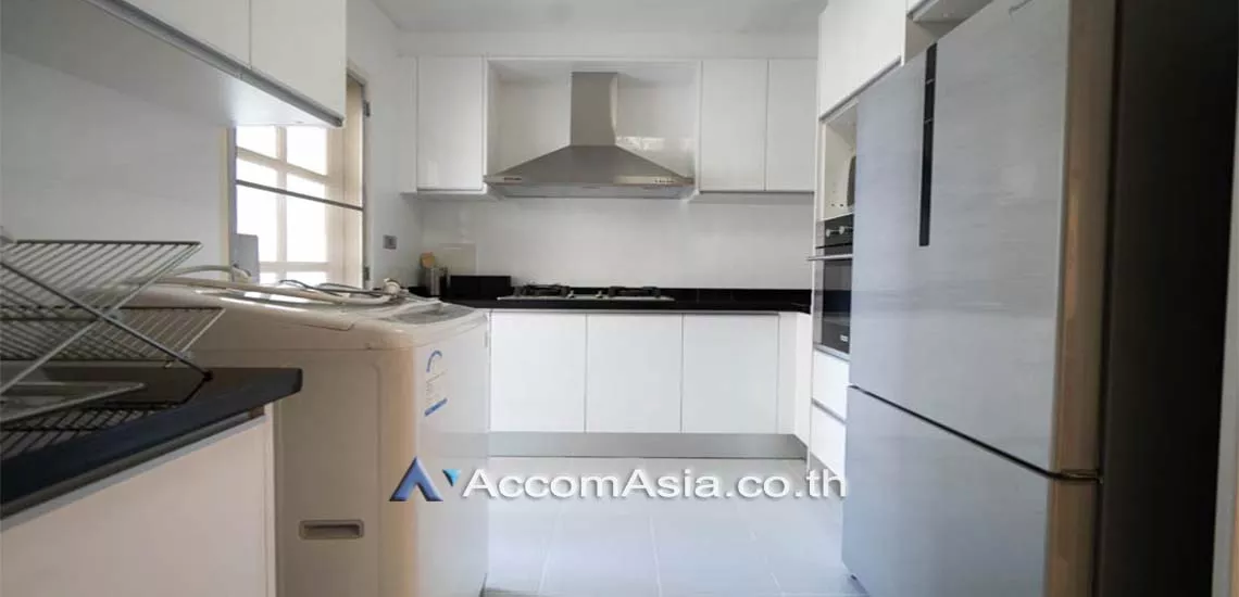 5  2 br Apartment For Rent in Sathorn ,Bangkok BTS Chong Nonsi at Classic Contemporary Style AA15093