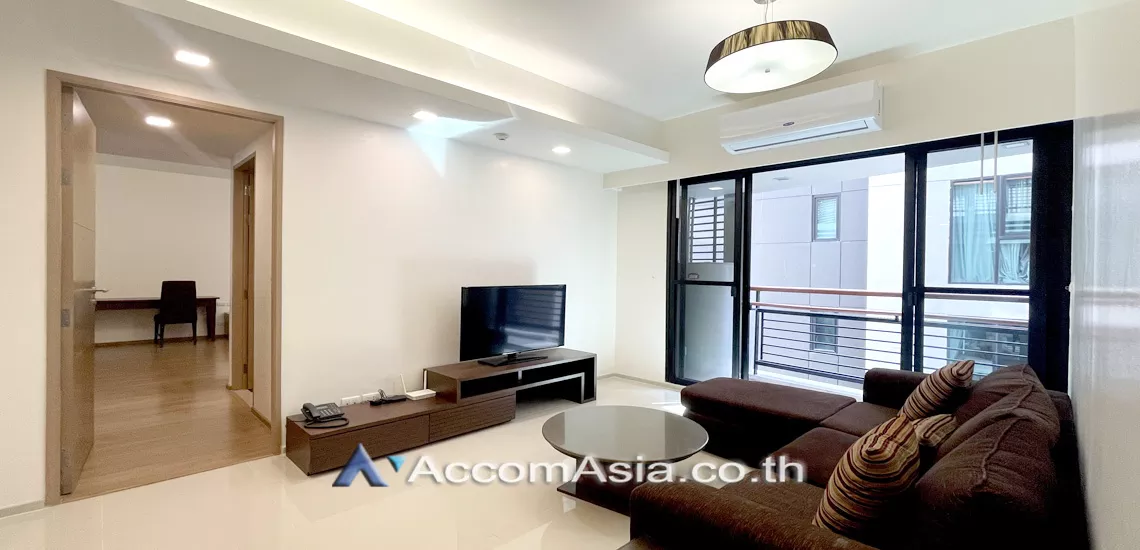 Pet friendly |  2 Bedrooms  Apartment For Rent in Sukhumvit, Bangkok  near BTS Asok - MRT Sukhumvit (AA15098)