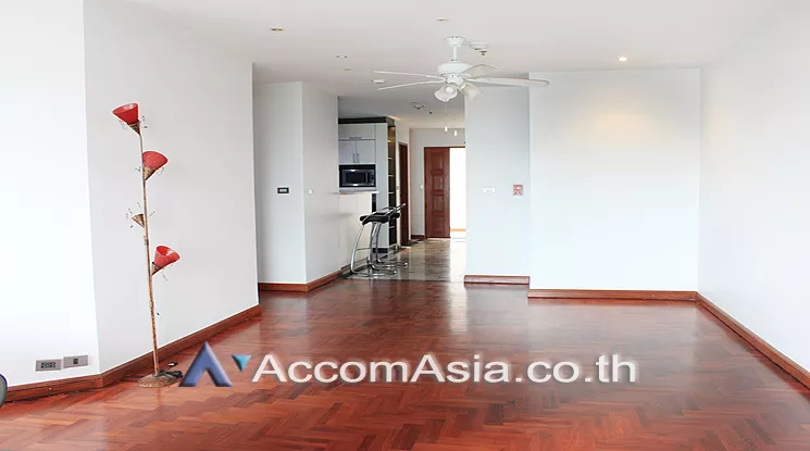 unit 3 Bedrooms  Condominium For Sale in Rama 3, Bangkok  near BRT Rama IX Bridge (AA15105)