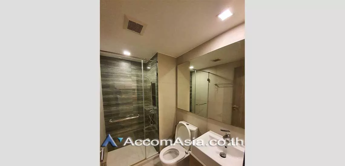 unit 1 Bedroom  Condominium For Rent & Sale in Ploenchit, Bangkok  near BTS Ploenchit (AA15114)