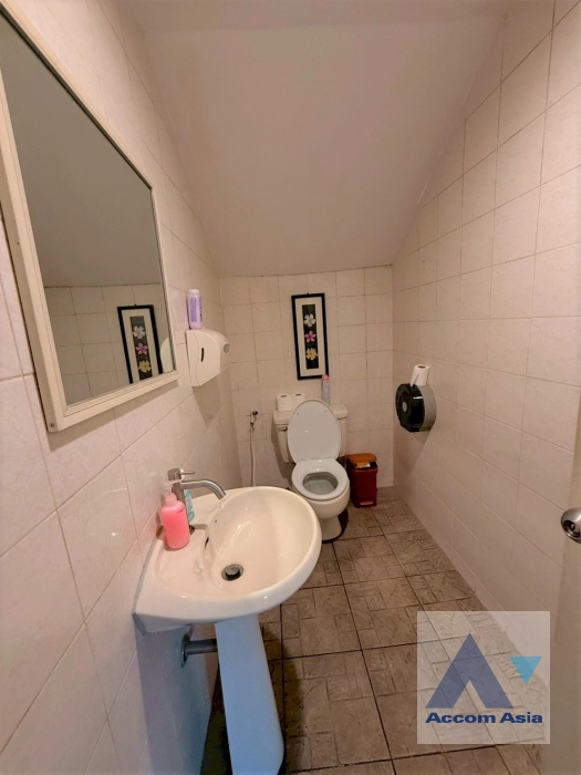 19  4 br House for rent and sale in Sukhumvit ,Bangkok BTS Thong Lo at Sukhumvit Villa 10001501