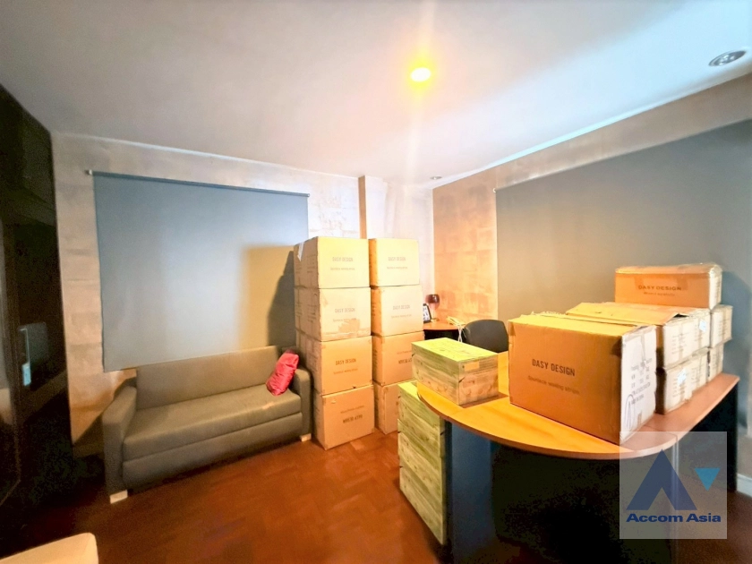 8  4 br House for rent and sale in Sukhumvit ,Bangkok BTS Thong Lo at Sukhumvit Villa 10001501