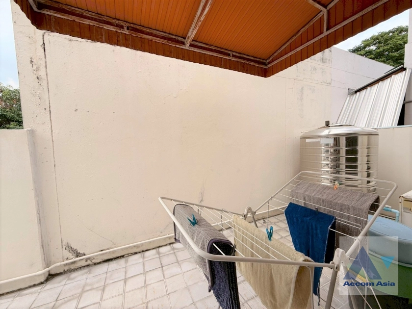 23  4 br House for rent and sale in Sukhumvit ,Bangkok BTS Thong Lo at Sukhumvit Villa 10001501