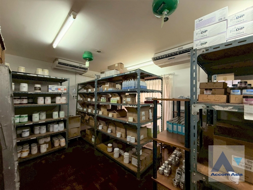 12  4 br House for rent and sale in Sukhumvit ,Bangkok BTS Thong Lo at Sukhumvit Villa 10001501