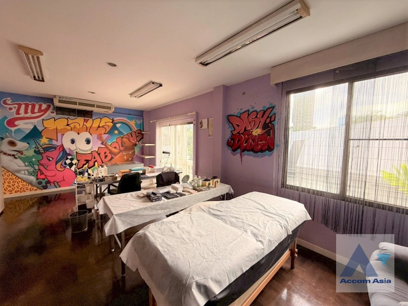 17  4 br House for rent and sale in Sukhumvit ,Bangkok BTS Thong Lo at Sukhumvit Villa 10001501