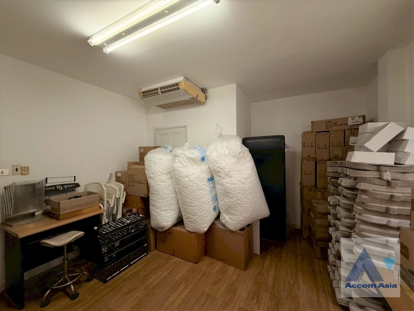 11  4 br House for rent and sale in Sukhumvit ,Bangkok BTS Thong Lo at Sukhumvit Villa 10001501