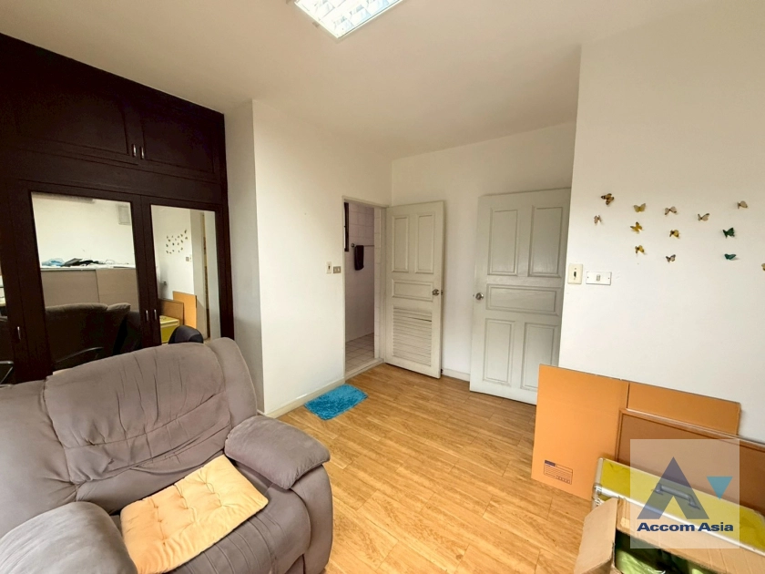 6  4 br House for rent and sale in Sukhumvit ,Bangkok BTS Thong Lo at Sukhumvit Villa 10001501