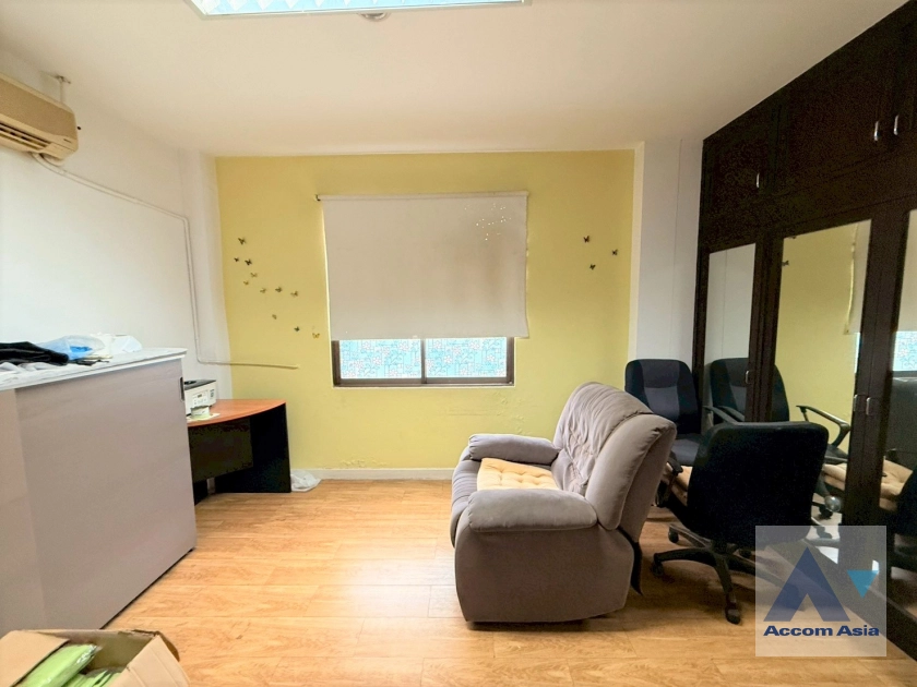 5  4 br House for rent and sale in Sukhumvit ,Bangkok BTS Thong Lo at Sukhumvit Villa 10001501