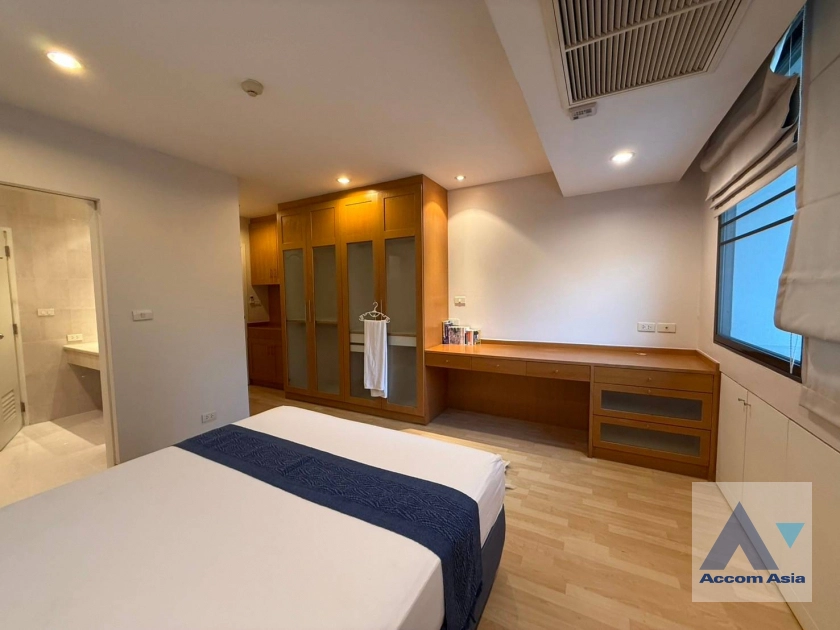 13  2 br Apartment for rent and sale in Ploenchit ,Bangkok BTS Ratchadamri at Step to Lumpini Park AA15155