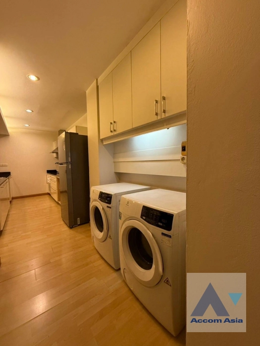 5  2 br Apartment for rent and sale in Ploenchit ,Bangkok BTS Ratchadamri at Step to Lumpini Park AA15155