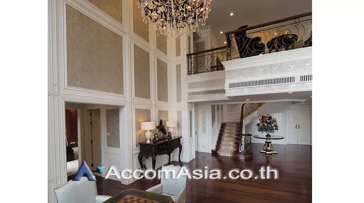 6  4 br Condominium For Sale in Ploenchit ,Bangkok BTS Chitlom at The Park Chidlom AA15191