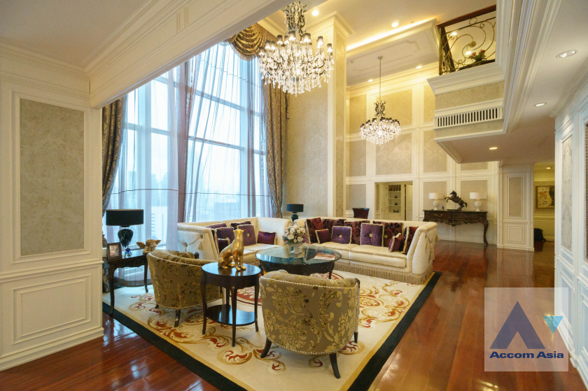 unitSuper Luxury, Duplex Condo, Penthouse | Penthouse - Huge terrace Garden.  Park Chidlom