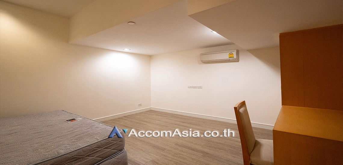 7  2 br Apartment for rent and sale in Sukhumvit ,Bangkok BTS Phrom Phong at Apartment with Top Facilities, Close to Emshere AA15263
