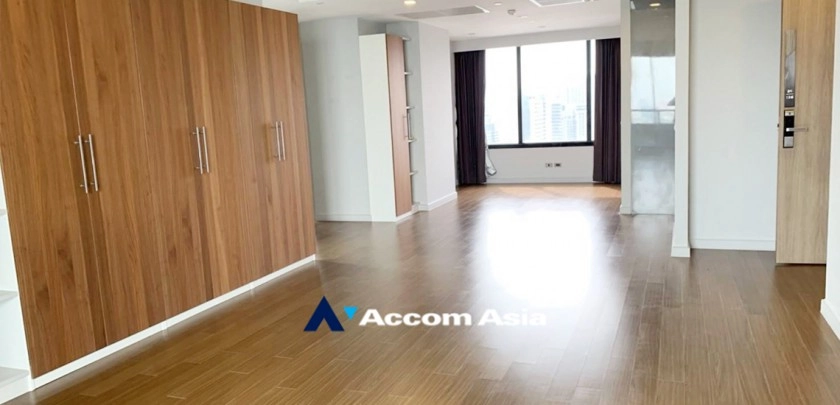 10  2 br Condominium For Rent in Silom ,Bangkok BTS Chong Nonsi at M Silom AA15264
