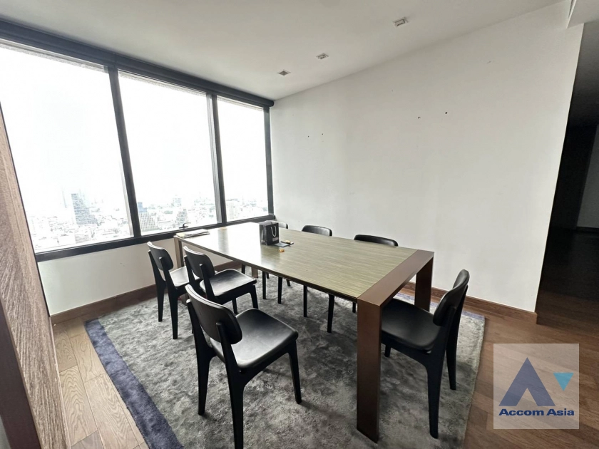 6  3 br Condominium For Rent in Silom ,Bangkok BTS Chong Nonsi at M Silom AA15265