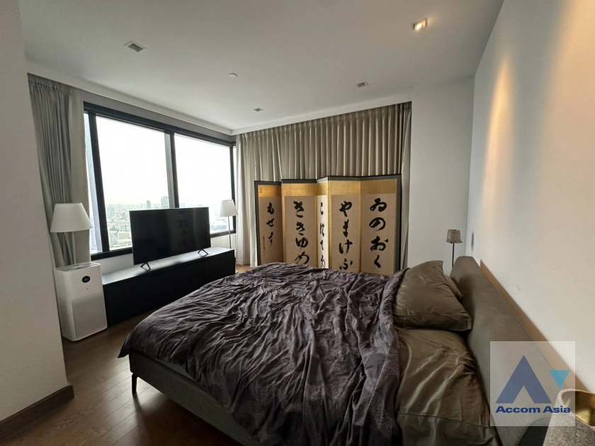 14  3 br Condominium For Rent in Silom ,Bangkok BTS Chong Nonsi at M Silom AA15265