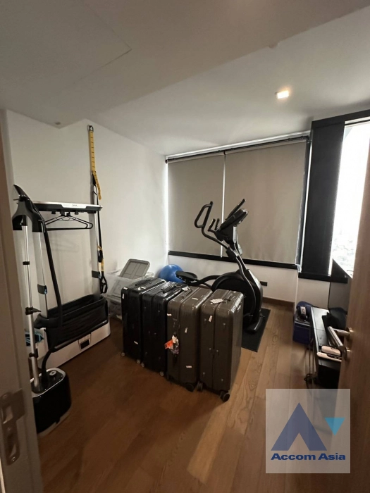 15  3 br Condominium For Rent in Silom ,Bangkok BTS Chong Nonsi at M Silom AA15265