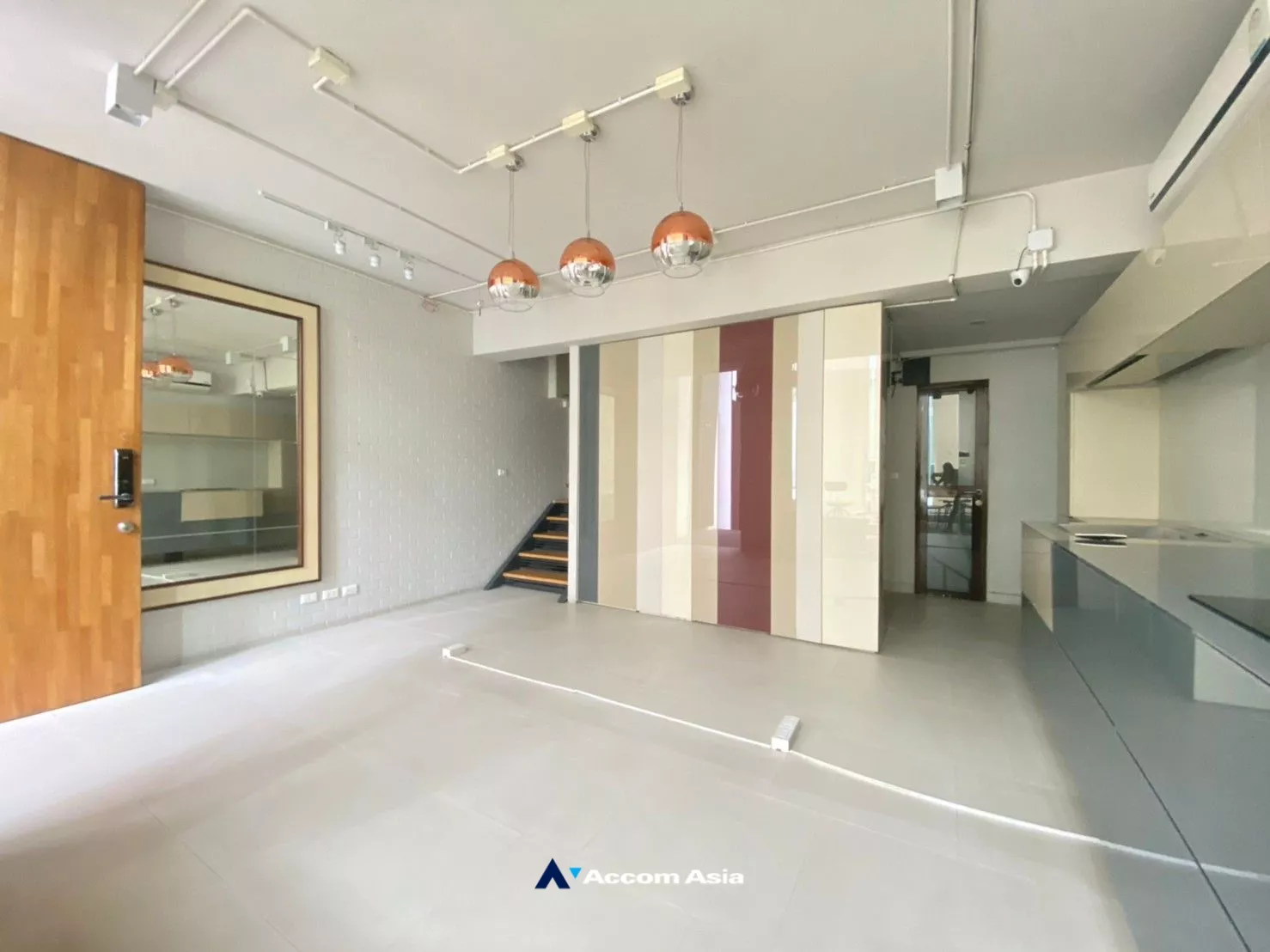 12  3 br Townhouse for rent and sale in Sukhumvit ,Bangkok BTS Punnawithi at Modern Home  AA15293