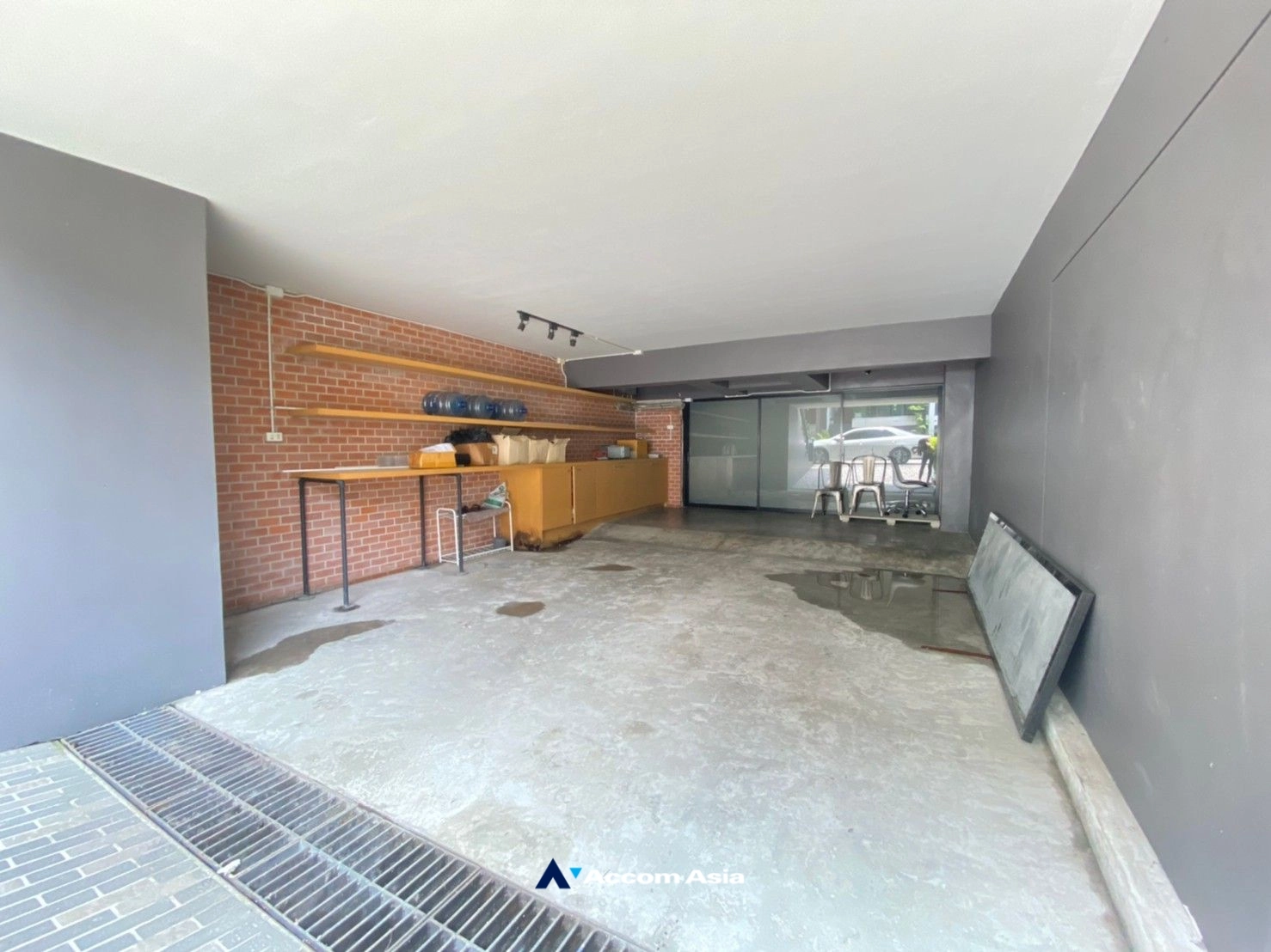 26  3 br Townhouse for rent and sale in Sukhumvit ,Bangkok BTS Punnawithi at Modern Home  AA15293