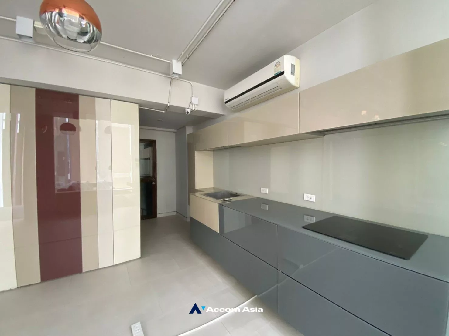 24  3 br Townhouse for rent and sale in Sukhumvit ,Bangkok BTS Punnawithi at Modern Home  AA15293