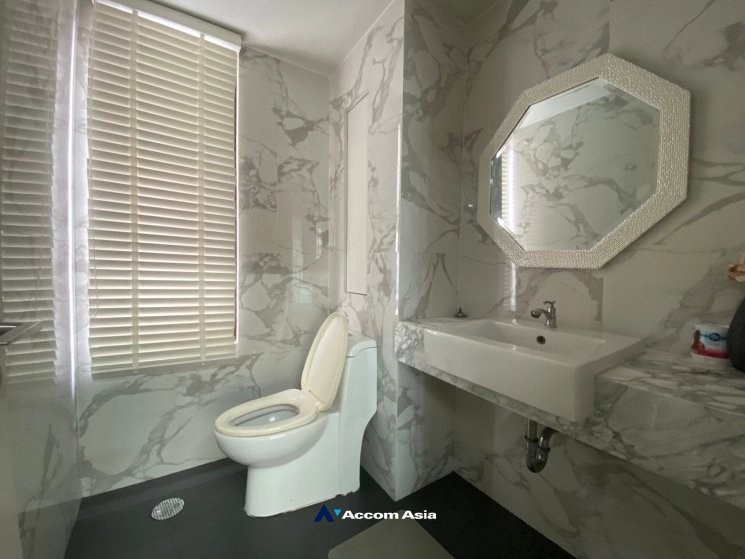 30  3 br Townhouse for rent and sale in Sukhumvit ,Bangkok BTS Punnawithi at Modern Home  AA15293