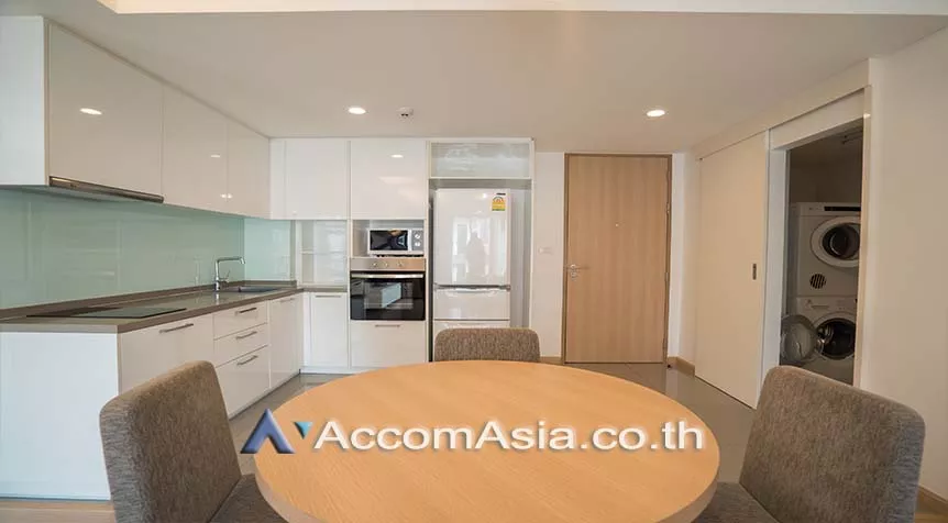 unit 2 Bedrooms  Apartment For Rent in Sukhumvit, Bangkok  near BTS Phrom Phong (AA15299)
