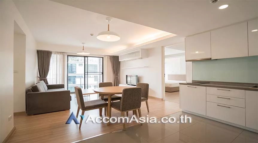 unit 2 Bedrooms  Apartment For Rent in Sukhumvit, Bangkok  near BTS Phrom Phong (AA15299)