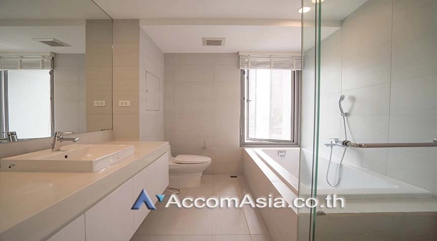 7  2 br Apartment For Rent in Sukhumvit ,Bangkok BTS Phrom Phong at A Cozy Low-Rise Residence 6 Mins Walk From BTS AA15302