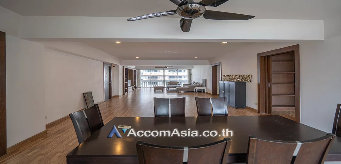  1  3 br Apartment For Rent in Sukhumvit ,Bangkok BTS Asok - MRT Sukhumvit at Family Apartment with Lake View AA15312
