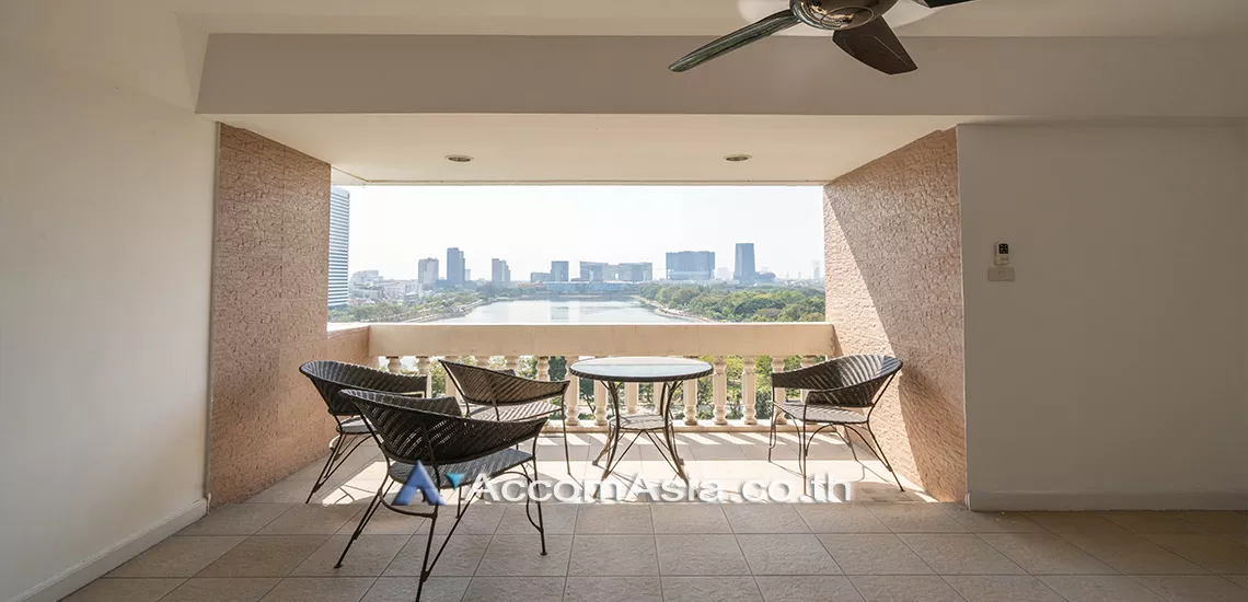 6  3 br Apartment For Rent in Sukhumvit ,Bangkok BTS Asok - MRT Sukhumvit at Family Apartment with Lake View AA15312