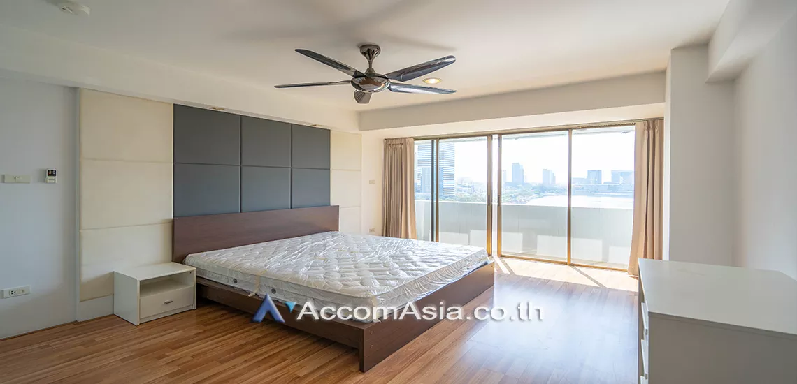 8  3 br Apartment For Rent in Sukhumvit ,Bangkok BTS Asok - MRT Sukhumvit at Family Apartment with Lake View AA15312