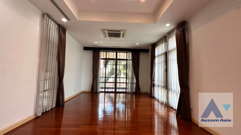 15  4 br House For Rent in Sukhumvit ,Bangkok BTS Phra khanong at Baan Sansiri Sukhumvit 67 AA15378