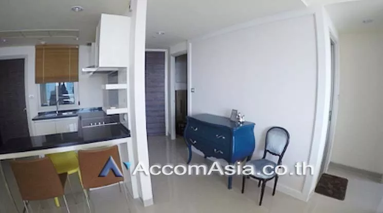 unit 3 Bedrooms  Condominium For Sale in Charoen Nakhon, Bangkok  near BTS Krung Thon Buri (AA15528)