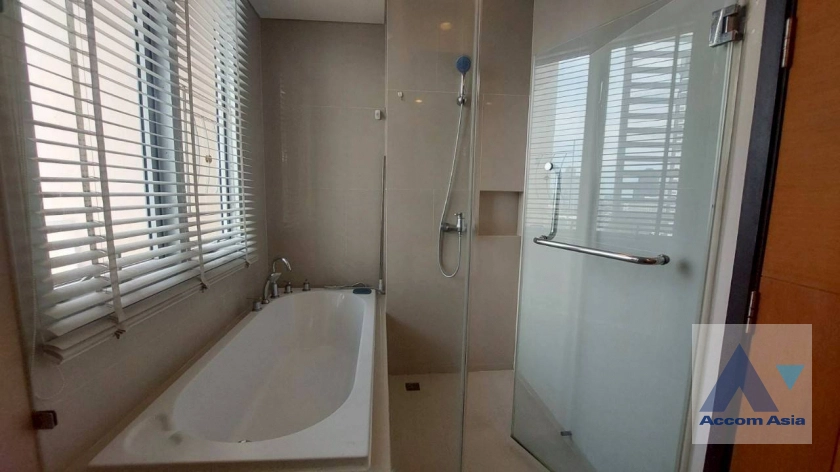 15  2 br Condominium For Rent in Charoen Nakhon ,Bangkok BTS Krung Thon Buri at Villa Sathorn AA15539