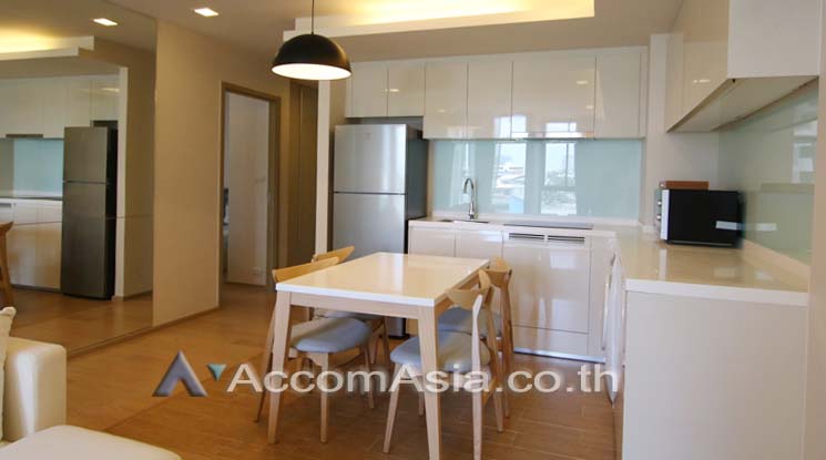unitCorner Unit |  2 Bedrooms  Condominium For Rent in Sukhumvit, Bangkok  near BTS Thong Lo (AA15560)