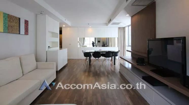 unit 2 Bedrooms  Condominium For Rent in Ploenchit, Bangkok  near BTS Ratchadamri (AA15562)