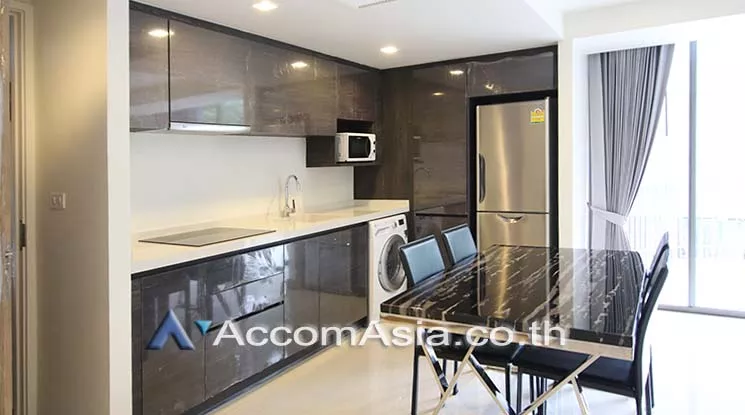 unit 2 Bedrooms  Condominium For Rent in Sukhumvit, Bangkok  near BTS Phrom Phong (AA15601)