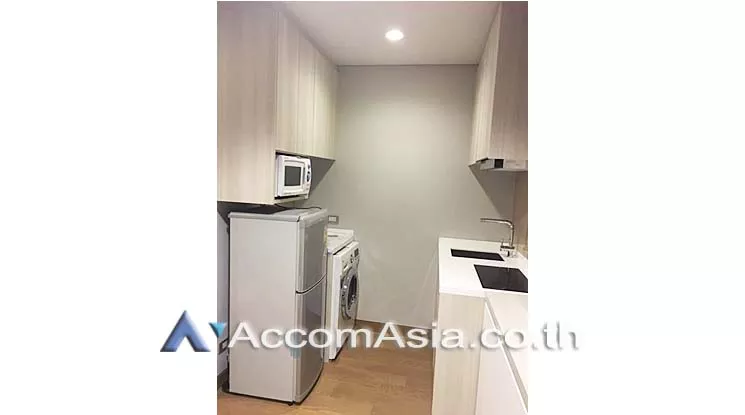 unit 1 Bedroom  Condominium For Rent in Sukhumvit, Bangkok  near BTS Phrom Phong (AA15610)