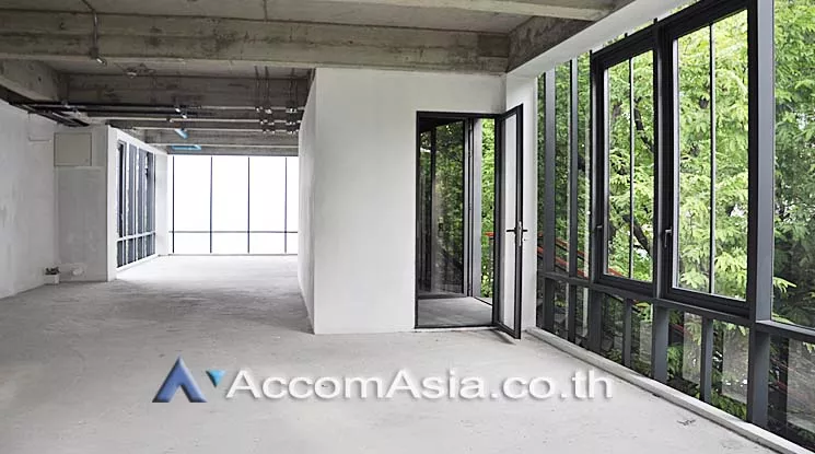 unit Retail / showroom For Rent in Sukhumvit, Bangkok  near BTS Phra khanong (AA15629)