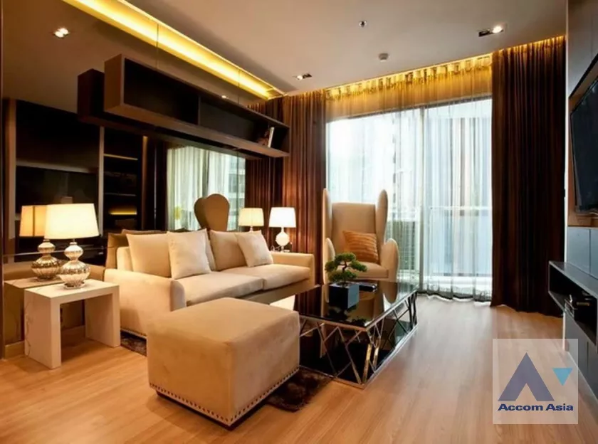 Sky Walk Condominium Condominium  1 Bedroom for Sale BTS Phra khanong in Sukhumvit Bangkok