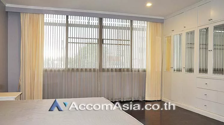 7  2 br Apartment For Rent in Ploenchit ,Bangkok BTS Ploenchit at Step to Lumpini Park AA15649